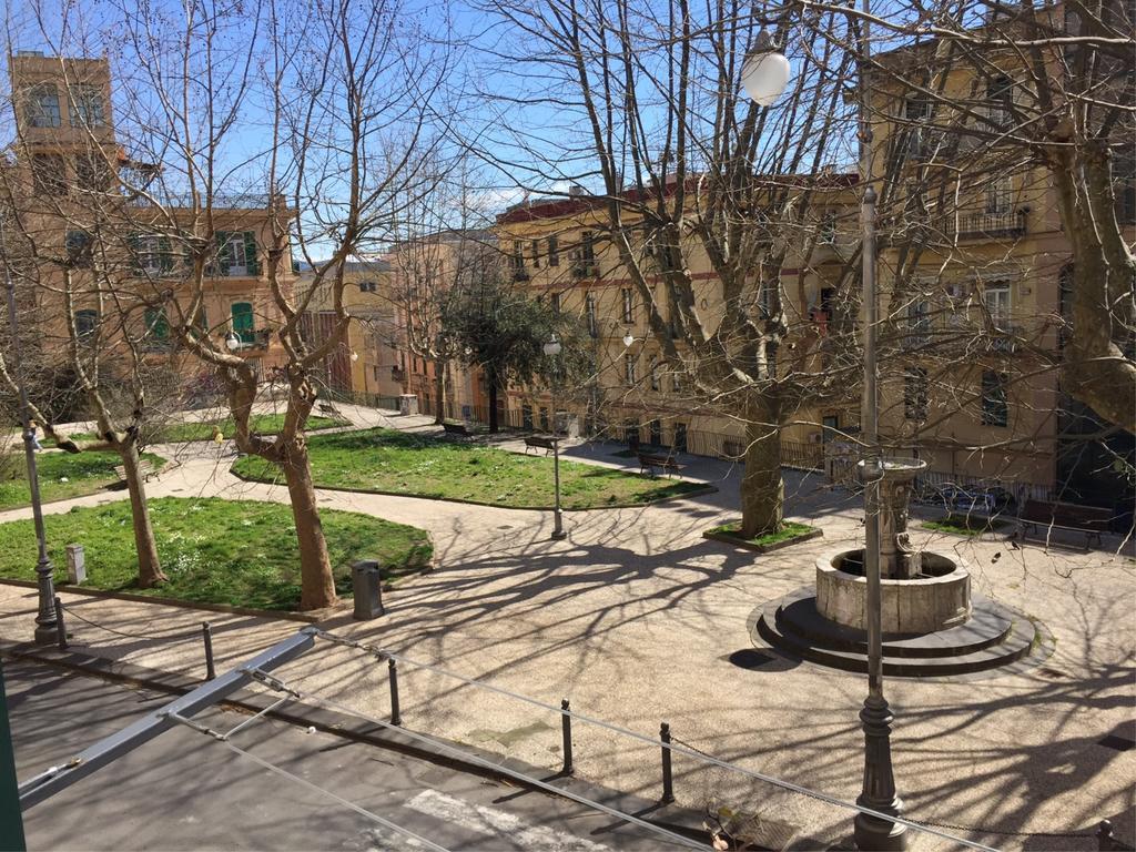 Piazza Alario Apartment Salerno Exterior photo